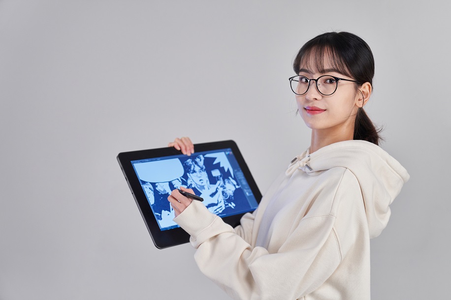 23년 만에 ‘웹툰’ 정의 마련됐다
