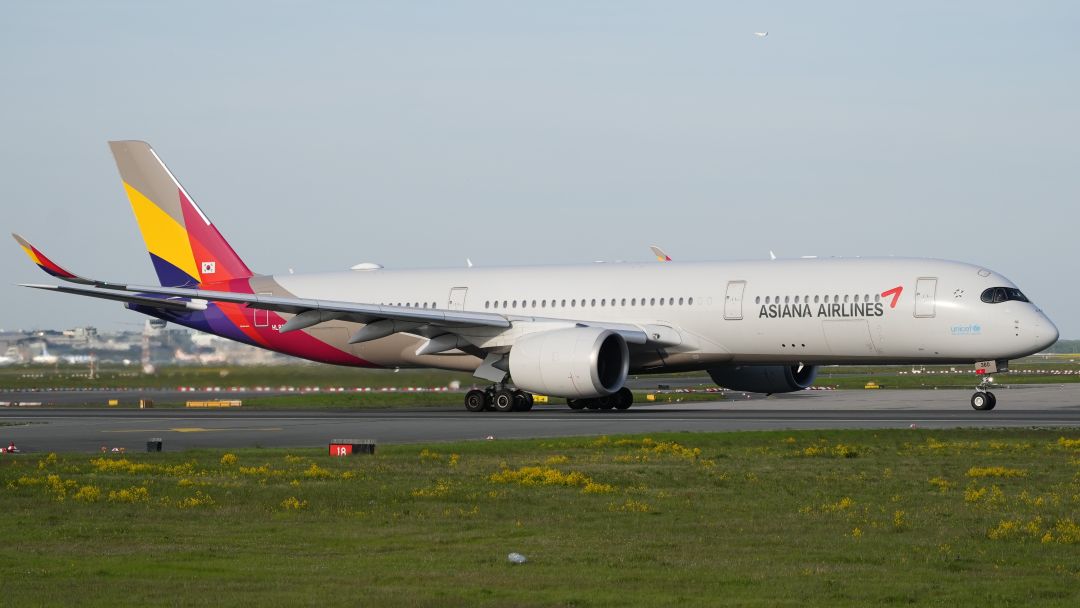 라이벌에서 동반자…아시아나의 새로운 비행
