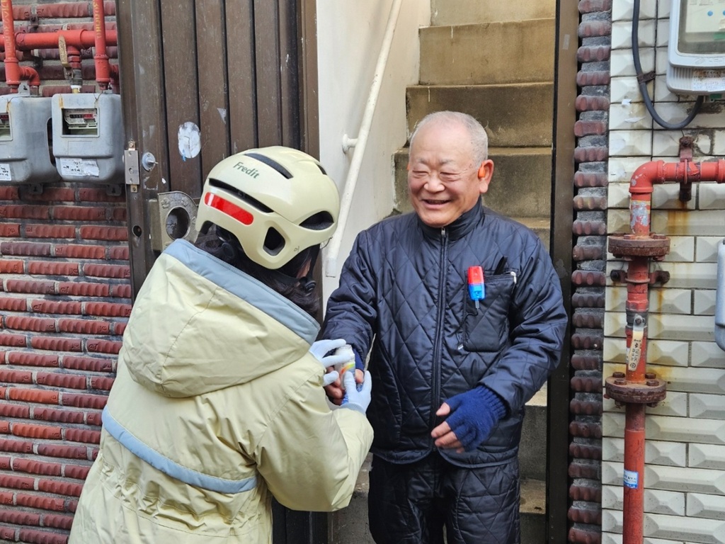 초고령사회, 지역사회 파수꾼 직접판매