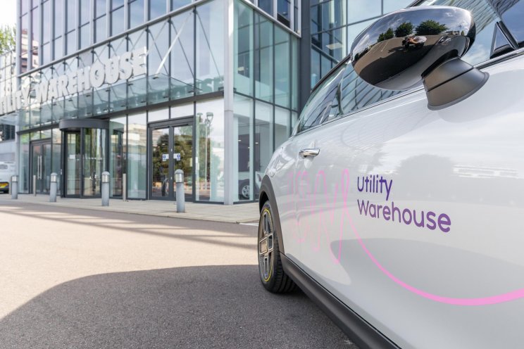 유틸리티 웨어하우스, 톡톡 고객 추가 인수