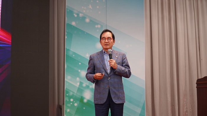 한국협업진흥협회 윤은기 회장