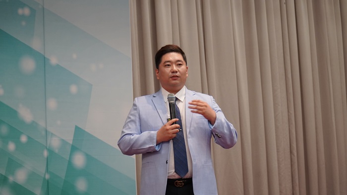 홍우종 소장
