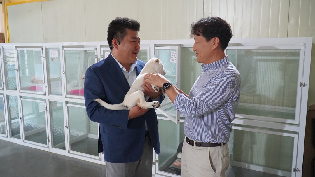 유기동물을 위한 나눔 실천한 직접판매기업 '엔지엔'